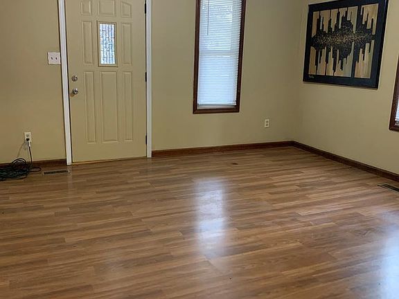 4th image of 723 Gunther Ave