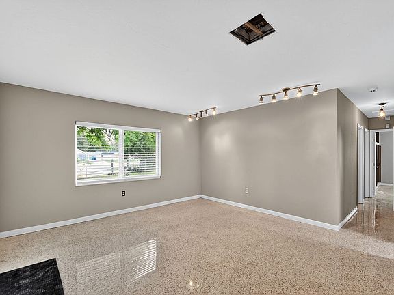 4th image of 13000 NW 20th Ave