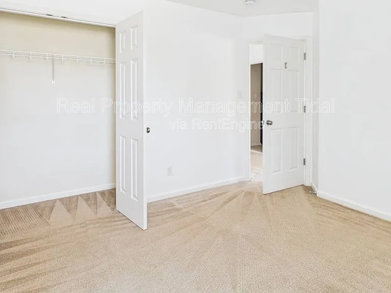 205 Cheeseman Rd — Photo 29