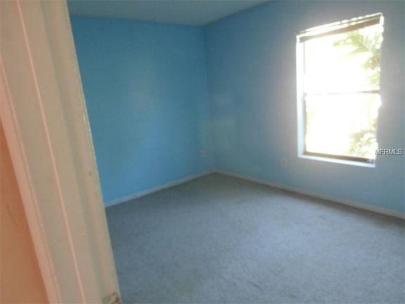 4th image of 1817 Villa Dr