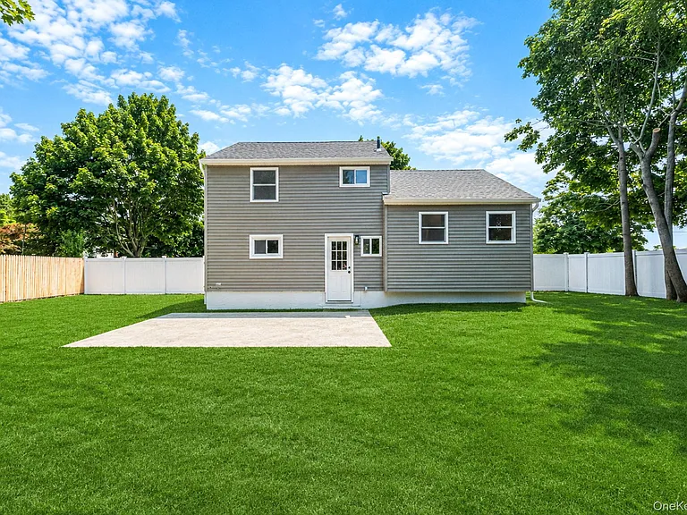 610 Americus Ave — Photo 35