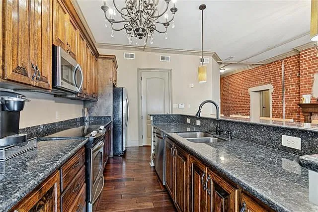 431 Gravier St #2 — Photo 11