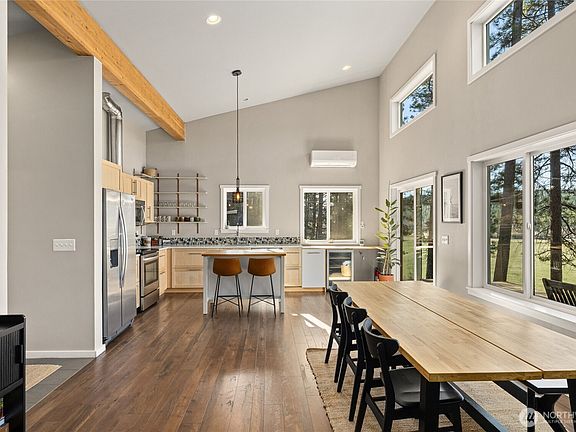 5th image of 5910 Teanaway Road