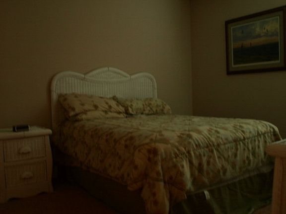4th image of 2479 W Bayshore Dr