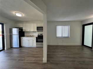 529 SW 4th St APT 305, Miami, FL 33130