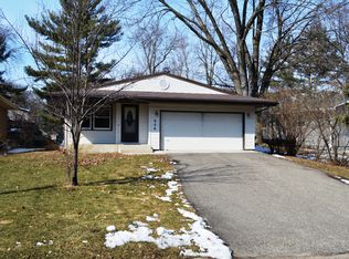 956 S Shore Dr, Forest Lake, MN 55025