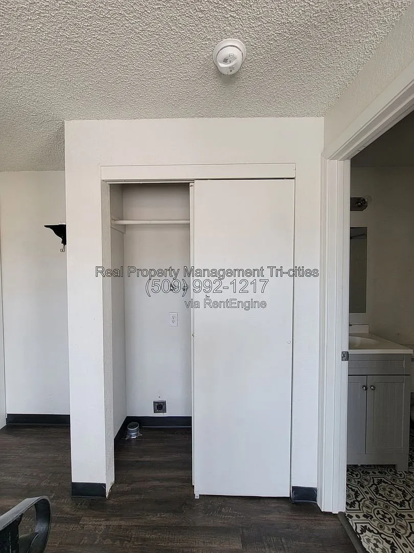 1 bed, 1.0 bath, 600 sqft, $975 — Photo 3