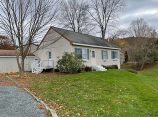 47 Ry Kris Ln, White River Junction, VT 05001