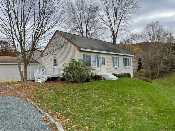 47 Ry Kris Ln, White River Junction, VT 05001