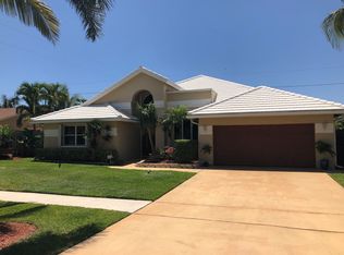 390 Apache Ln, Boca Raton, FL 33487