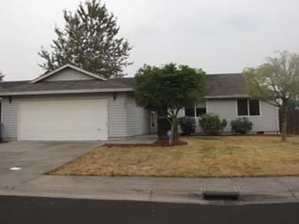 17003 NE 22nd St, Vancouver, WA 98684