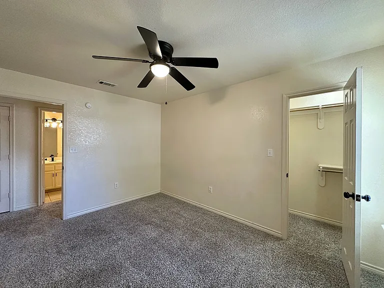 519 S 54th St — Photo 18