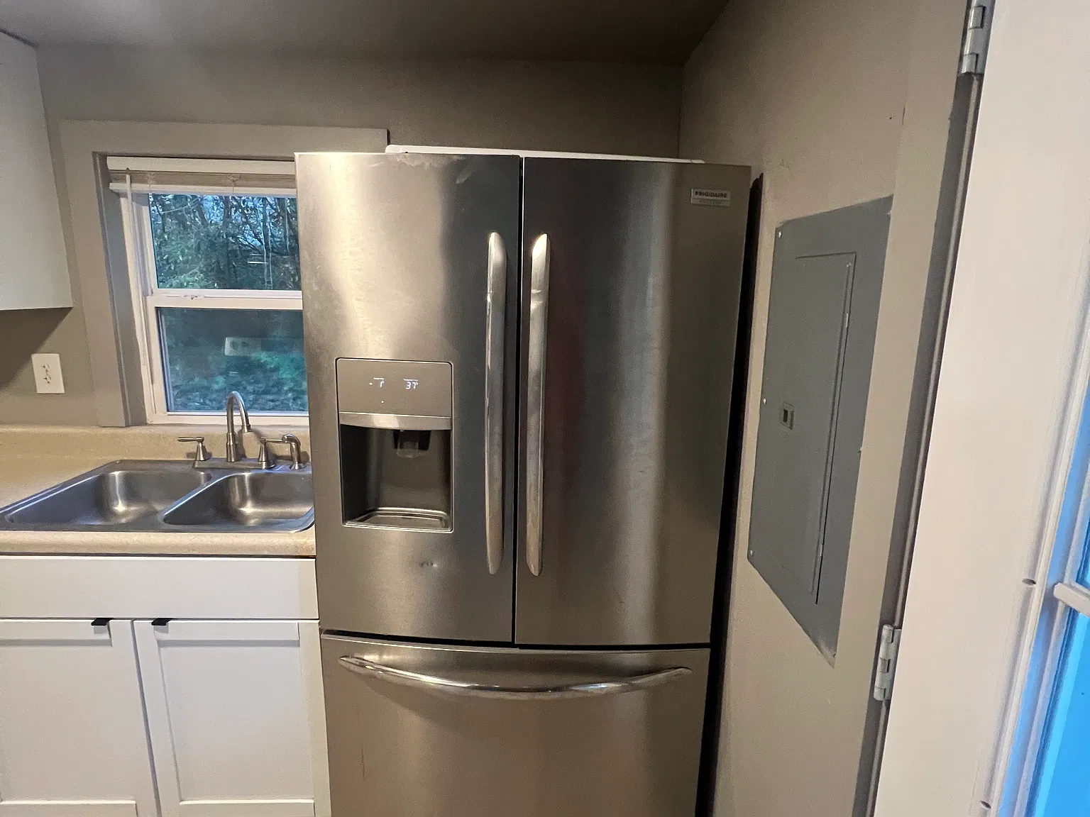 2 bed, 628 sqft, $1,200 — Photo 2