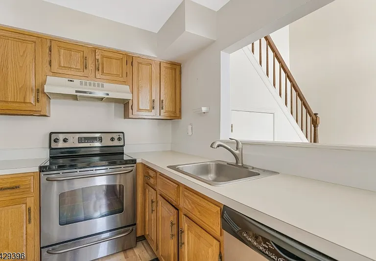 44 Spruce Ct — Photo 15
