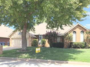 613 NW 167th St, Edmond, OK 73012