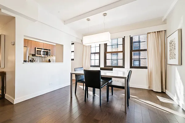 Rented by Safdie Realty Group | media 15