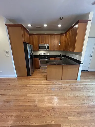 2656 N Hamlin Ave #2R Photo 1