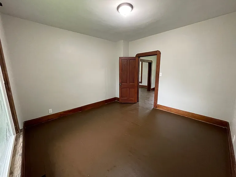 312 S Main St — Photo 9
