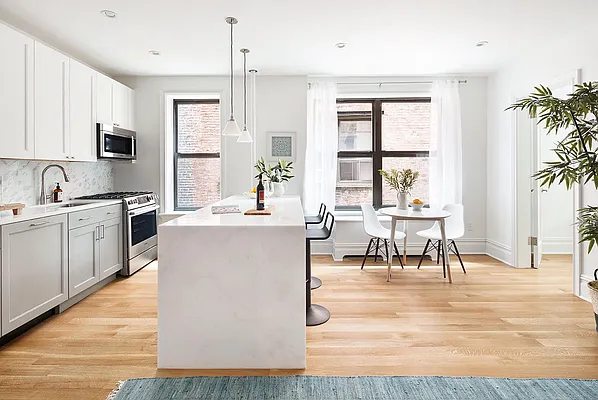 Sold by Compass | media 10