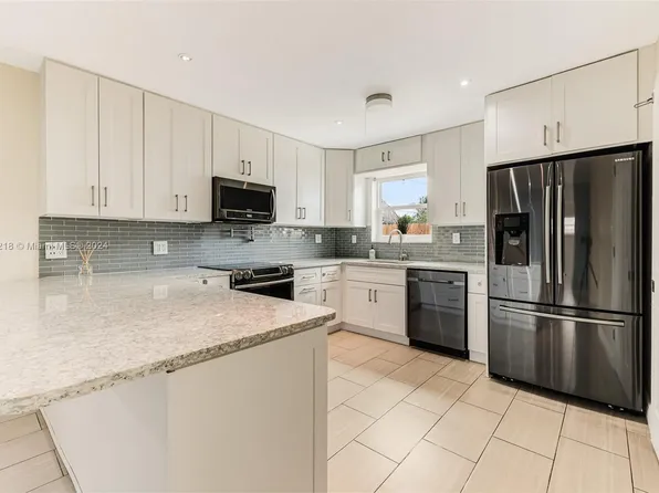 1212 N 31st Ct, Hollywood, FL 33021