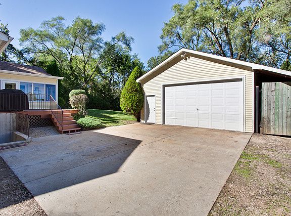 2nd image of 20852 W Rand Ct