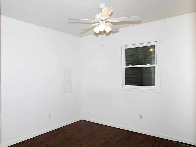 904 Penn Ave #1 — Photo 8