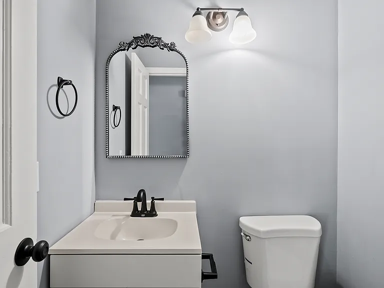 2108 Treverton Pl — Photo 10