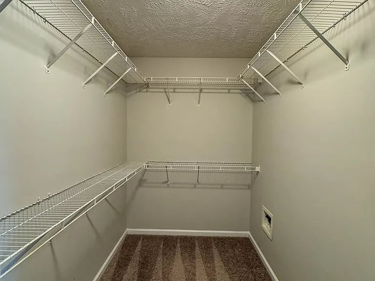 381 Chamberlin Blvd — Photo 11