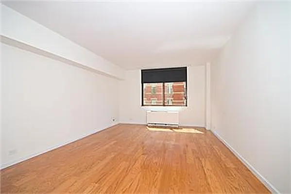 Rented by Sumitomo Real Estate Sales | media 32