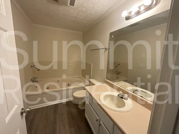 2784 Coventry Grn SE #C — Photo 11