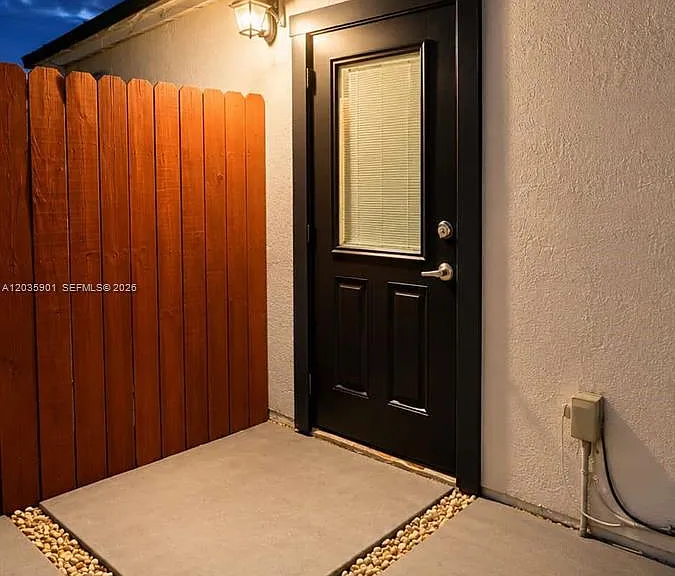 1310 N 70th Way #1 — Photo 4
