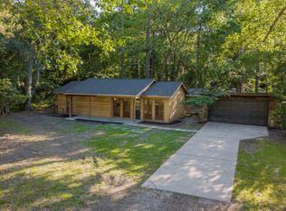 1604 W Pine Lake Cir, Montgomery, TX 77316