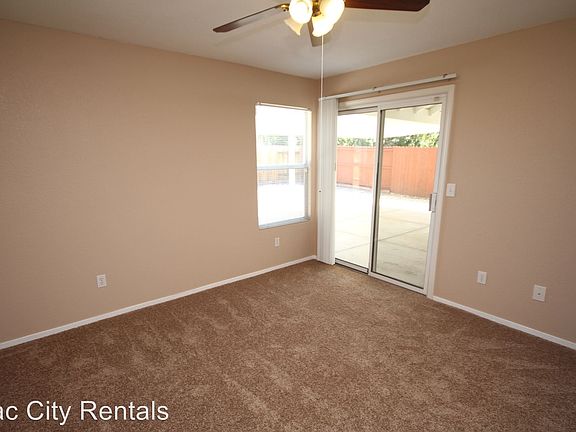 5th image of 9134 Lucchesi Dr