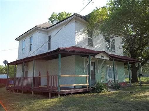 1st image of 845 W 13th St