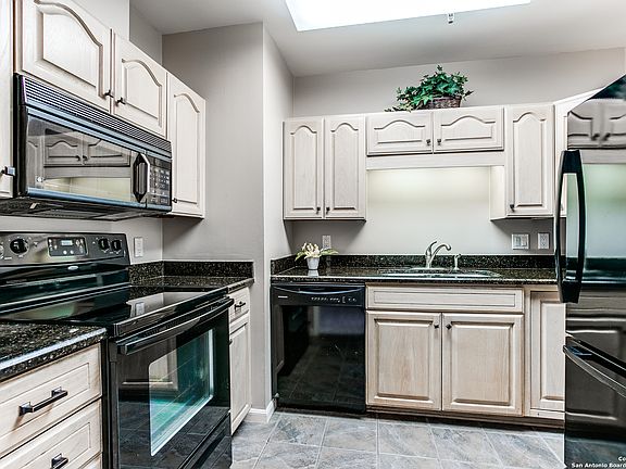 5th image of 1 TOWERS PARK LN #2114