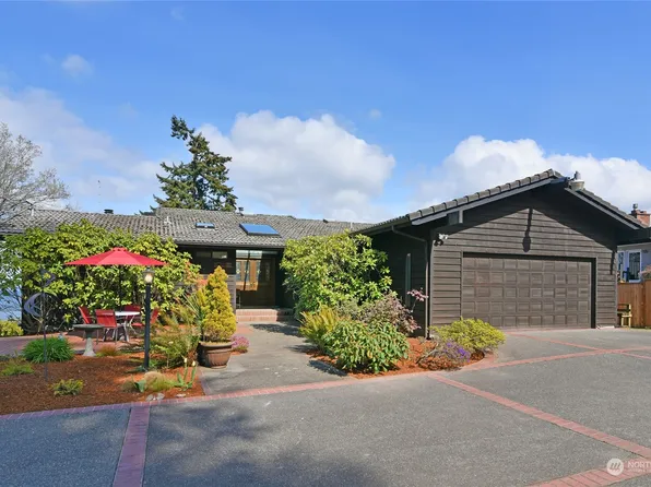 22574 Jefferson Point Road NE, Kingston, WA 98346