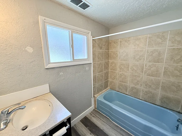 2024 Monroe Blvd #1 — Photo 10