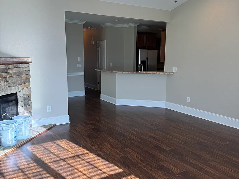 3509 A Ellsworth Dr — Photo 2