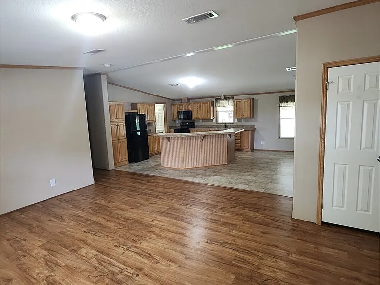 3738 Smetana Rd — Photo 3