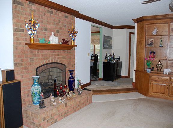 3rd image of 2611 Old Plantation Dr