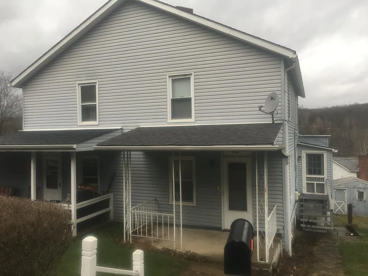 42 Orchard Dr photo 1