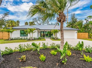 645 Flamevine Ln, Vero Beach, FL 32963