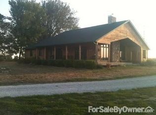 23313 240th Rd, Marshall, MO 65340