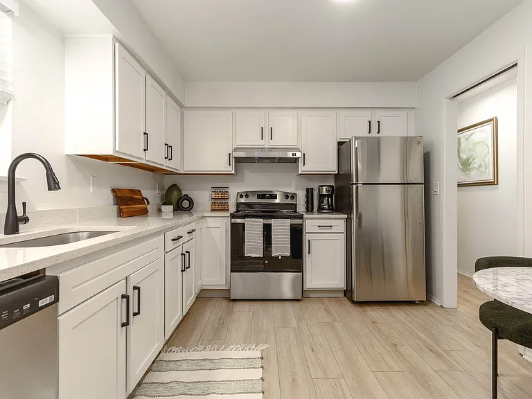 Hunters Ridge — Photo 14