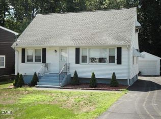 505 Dexter Dr, Bridgeport, CT 06606