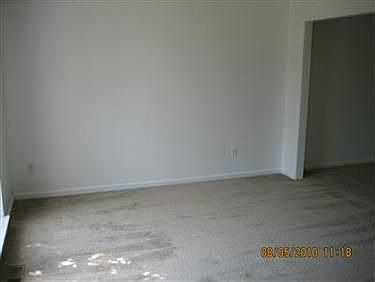 4th image of 8584 Wayside Dr