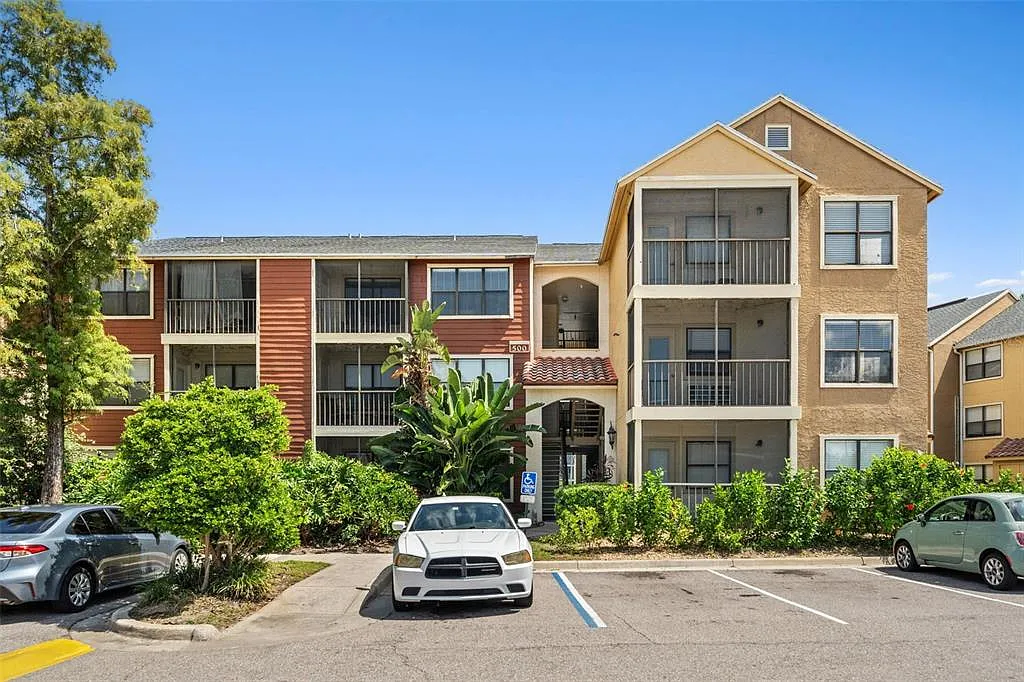 1 bed, 1.0 bath, 616 sqft, $1,395 — Photo 1