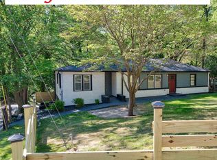 2877 Diana Dr SW, Atlanta, GA