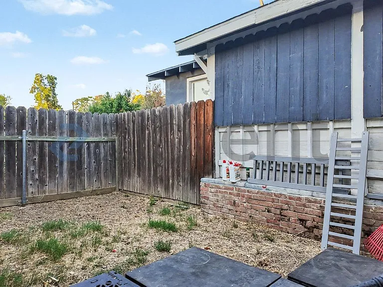 203 Lualan Ln #L-D — Photo 25
