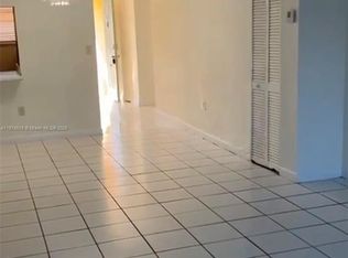 504 NW 179th St, Miami Gardens, FL 33169